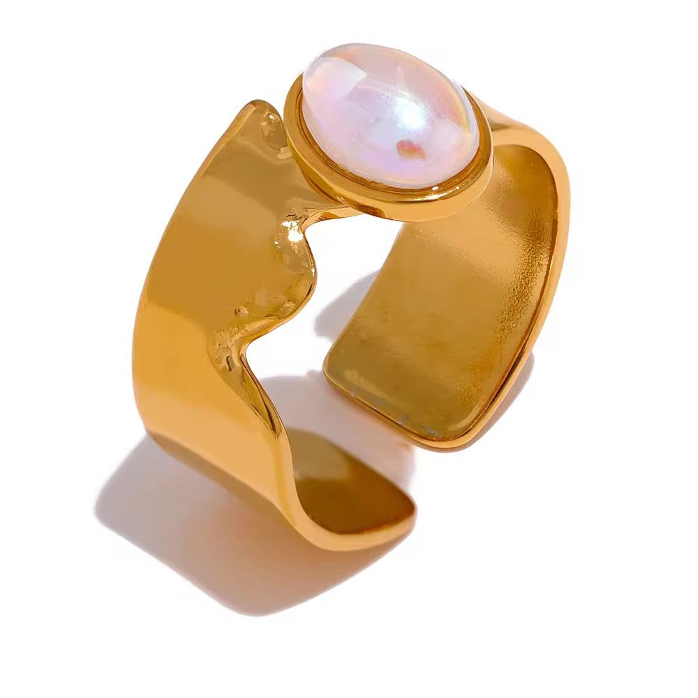 Golden aura ring